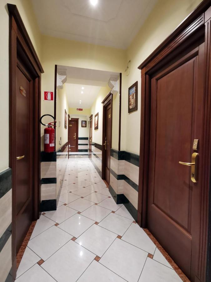 Valentino Palace 3* Roma